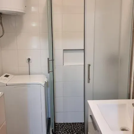 Summer Apartment